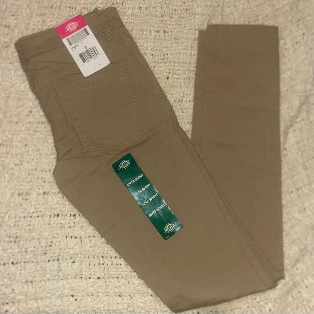 BEAND NEW DICKIES skinny Jean khakis